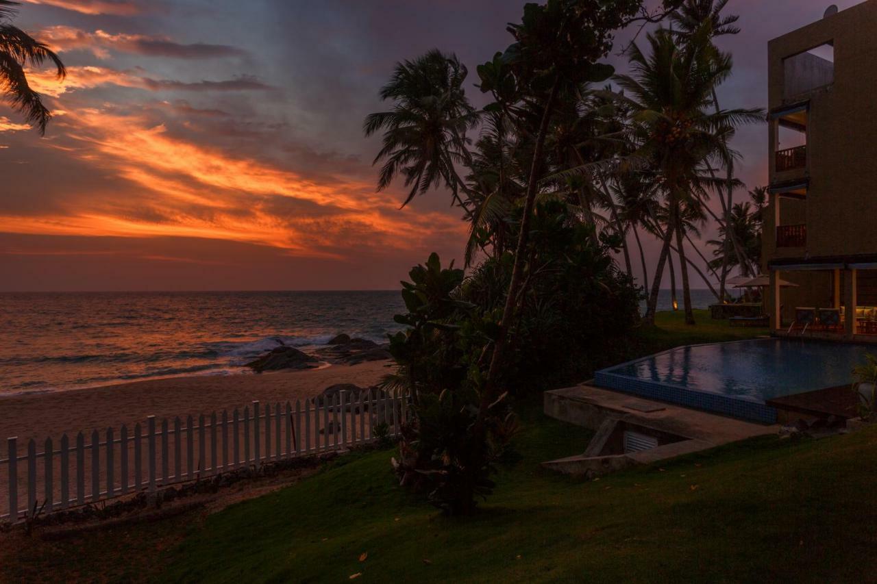 Bay Villas บาลาปิตียา ภายนอก รูปภาพ